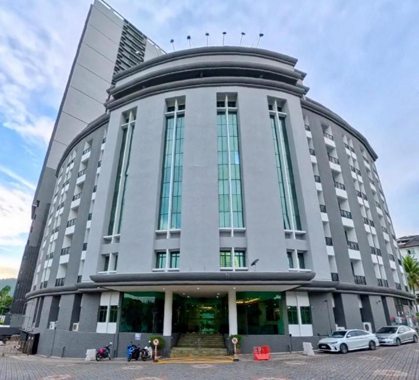 Stallions Suites Penang Jelutong Eksteriør billede