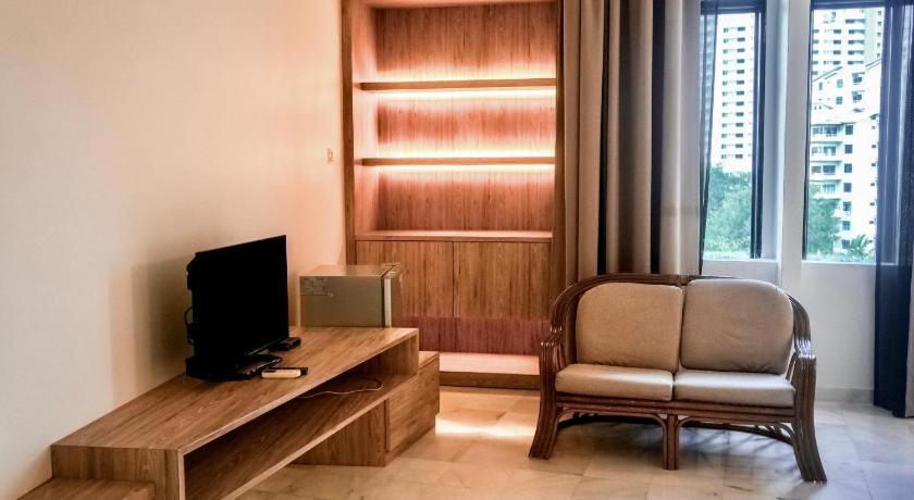 Stallions Suites Penang Jelutong Eksteriør billede